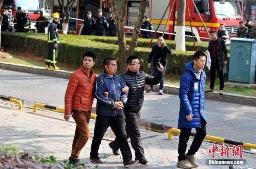 南昌酒店重大火灾事故续：对7名涉案人员先行批捕