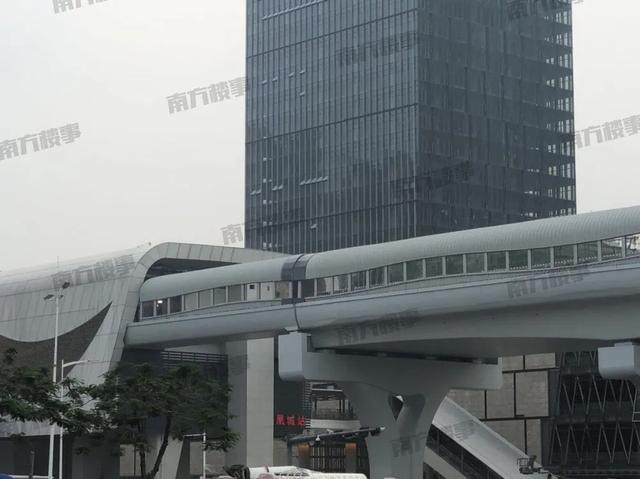 北延线,南延线3部分组成,其中北延线连接光明凤凰城,公明中心等,是