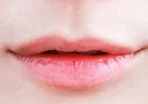 据说，唇妆画得惊艳的人都知道这些……