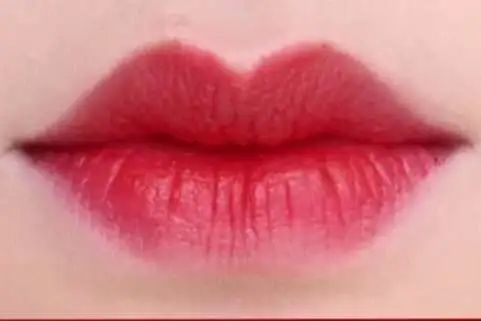 据说，唇妆画得惊艳的人都知道这些……