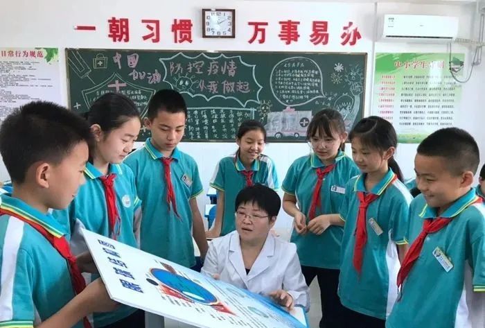 这种眼病高发于中青年，严重可致盲