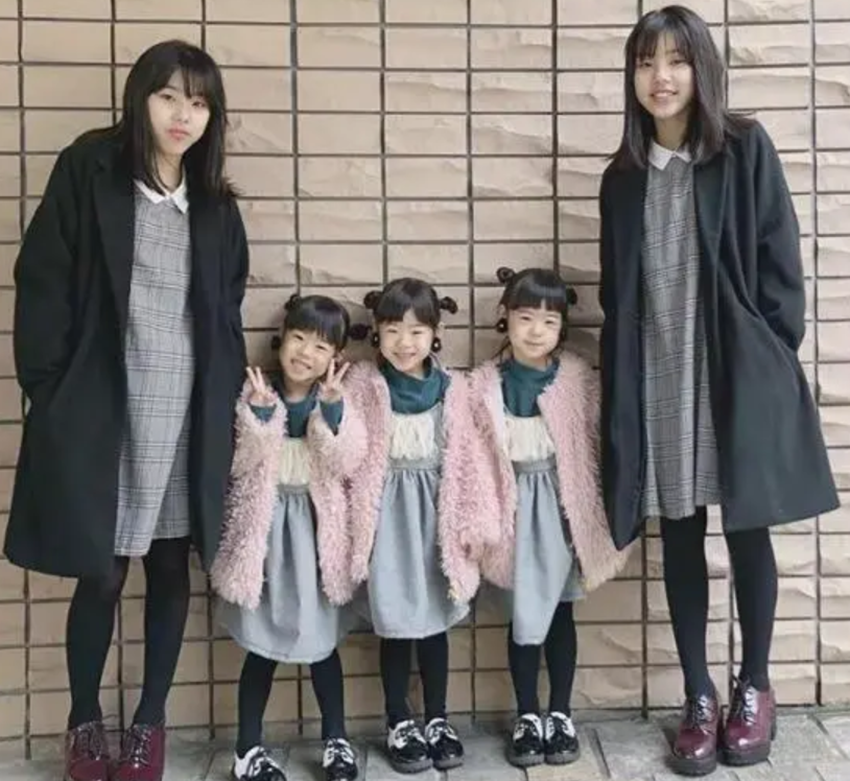 生下双胞胎，再迎来三胞胎，五个女儿如复制粘贴，堪称甜蜜的负担