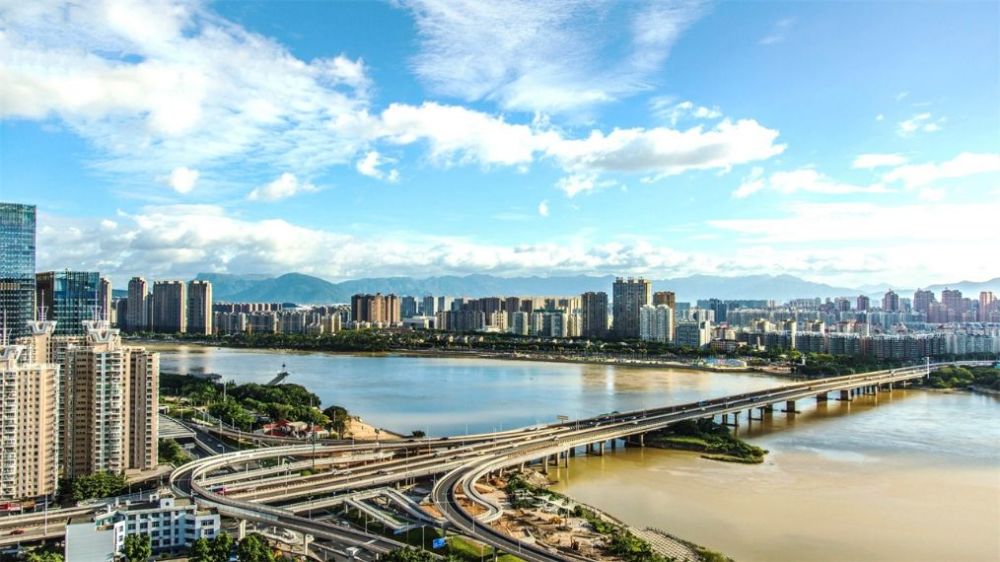 厦门未来GDP能超过泉州吗_泉州gdp排名图片(3)