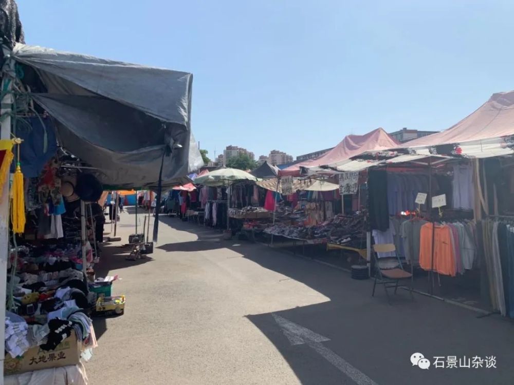石景山门头沟交界这河边早市儿变身农贸市场公交能直达还有停车场