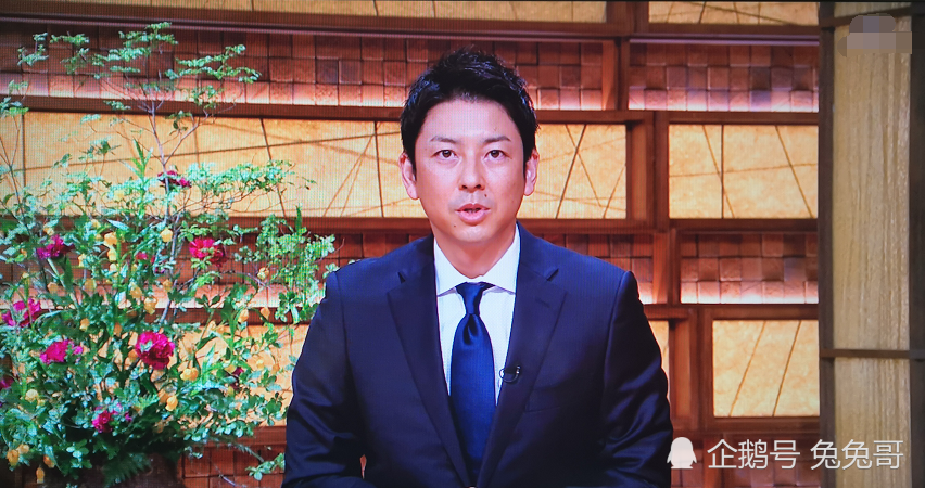 日本知名主播感染新冠病毒后复出，面对镜头鞠躬道歉，依旧遭到批评