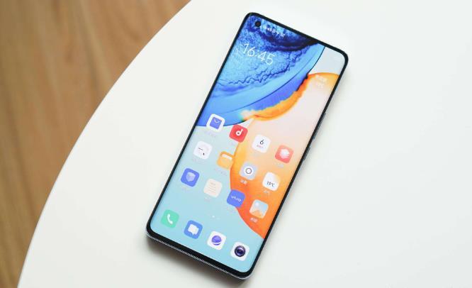 同为轻薄旗舰,vivox50对比opporeno4,哪款更值得买?