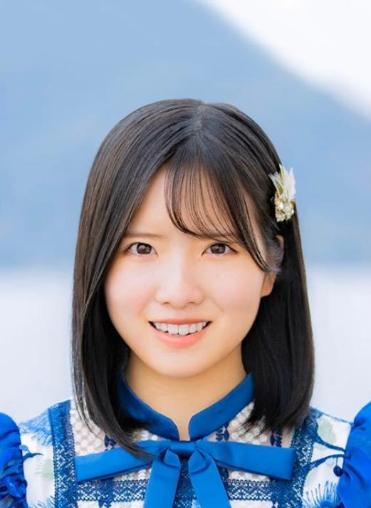 日本18岁偶像哭诉被公司逼迫减肥，42公斤被嫌胖，体重仅剩36公斤