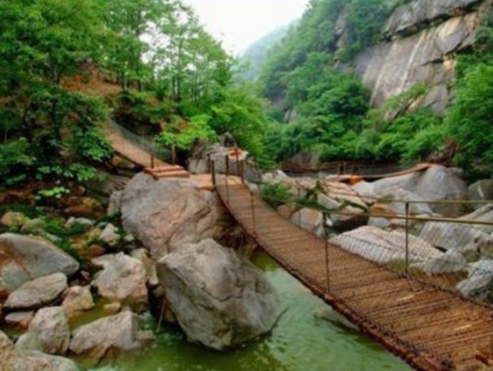 中原第一灵水福地"五朵山风景区"