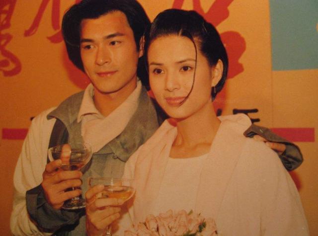 李若彤力挺杨丽萍,被前男友,被富商抛弃的她,学会了强大自己