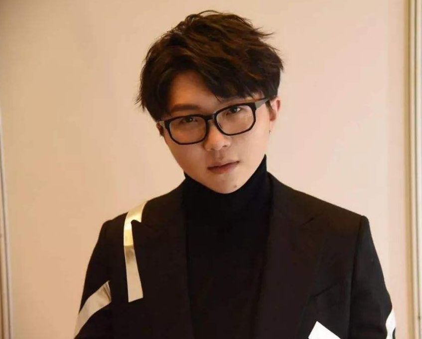 毛不易从160斤瘦到124斤，首次公开懒人减肥法，不运动也能瘦