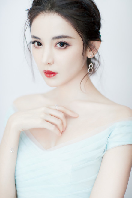 十大"不食人间烟火"仙气十足的华人美女