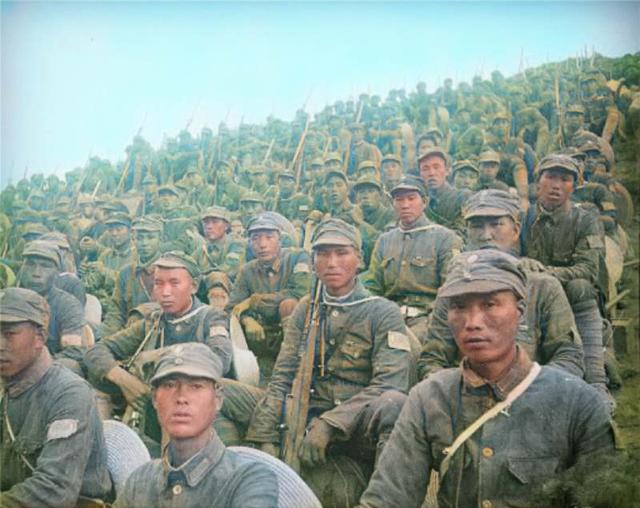上色老照片:美国摄影记者历史镜头下真实的八路军精锐