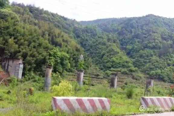 绥宁县有多少人口_绥宁县人民检察院(2)