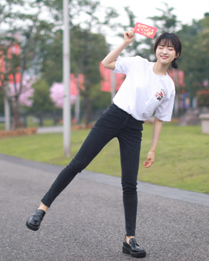 沈月咸鱼大翻身！减肥后美出高级，连倪妮看了都自叹不如