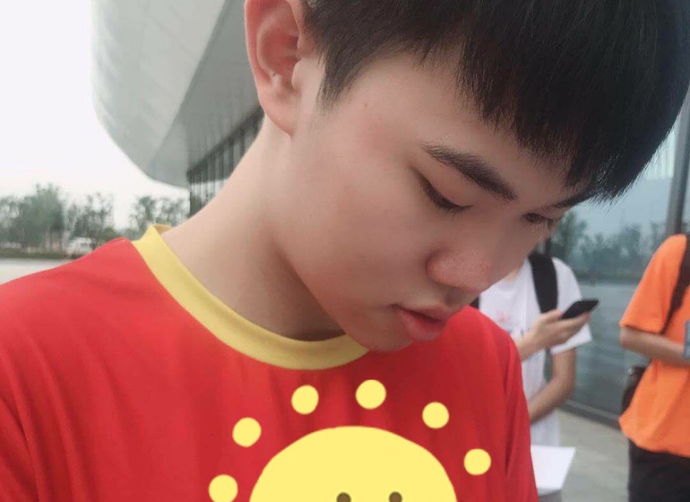 碰瓷职业输了游戏喷队友是fw韩涵直言我不要素质要分