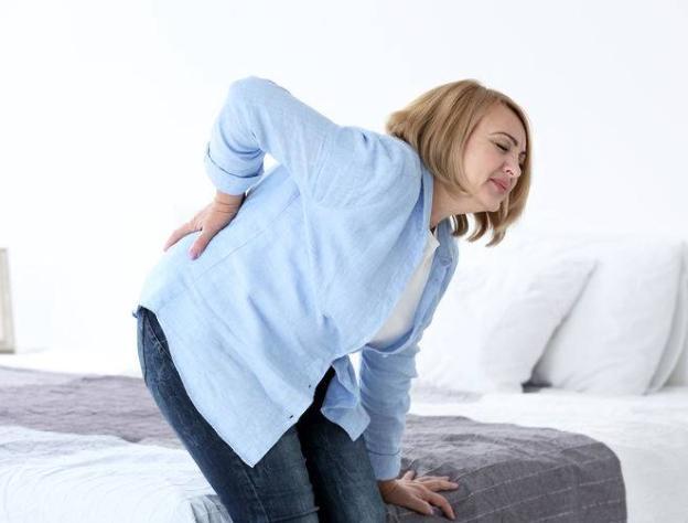 女性经常腰痛未必是劳损或与这3种妇科疾病有关尽早检查