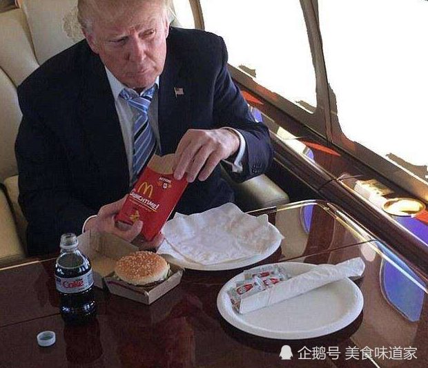 特朗普只喜欢吃汉堡看到特朗普吃的其他食物美国民众还是继续吃汉堡吧