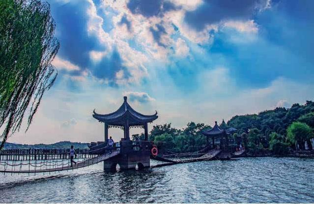 苏南苏北经济总量对比_苏南苏北地图(2)