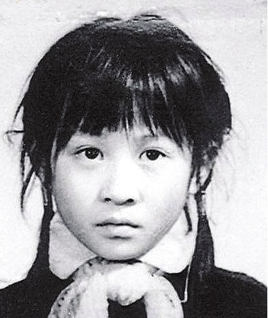 1990年,刘嘉玲遭绑匪欺辱,被逼拍下不雅照,绑匪后来怎么样了