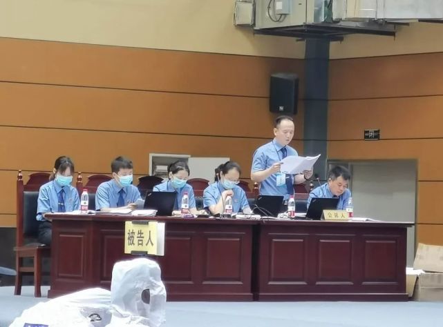 扶风县人民检察院派员出庭支持公诉该县首例恶势力