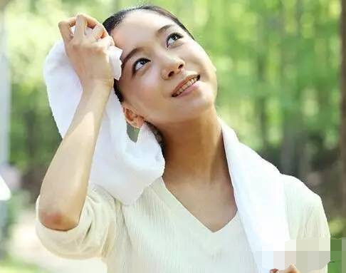爱出汗是不是病？内行人“一语道破”！
