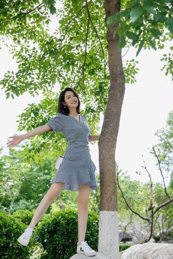 简单却又能凹出时尚感,你该试试“格子”,美起来连自己都不敢认 简单却又能凹出时尚感,你该试试“格子”,美起来连自己都不敢认
