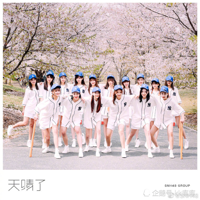 凭借高人气,在第三,第四届总选中达成二连冠,成功从snh48中毕业"