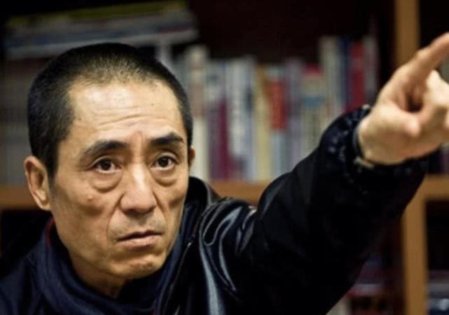 难怪张艺谋罚款也要超生,看看他三个孩子的长相,748万