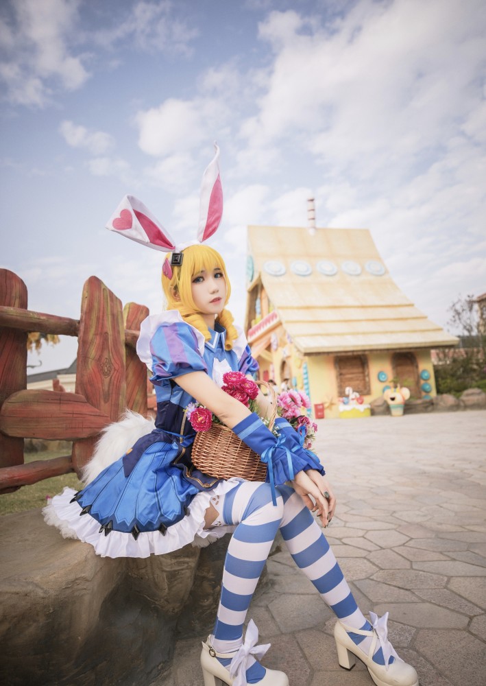 妲己爱丽丝梦游仙境,coser@栗子熊