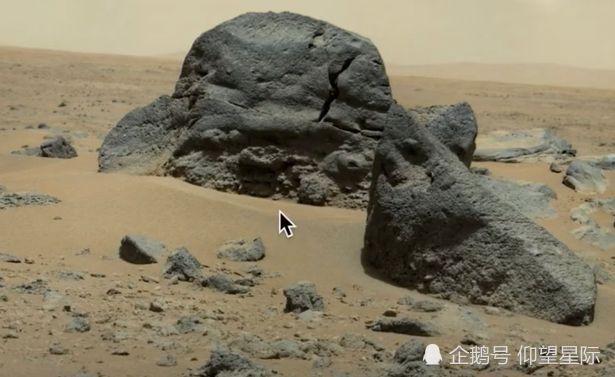 火星上的"骨头"?好奇号照片显示"异常物体",nasa:只是