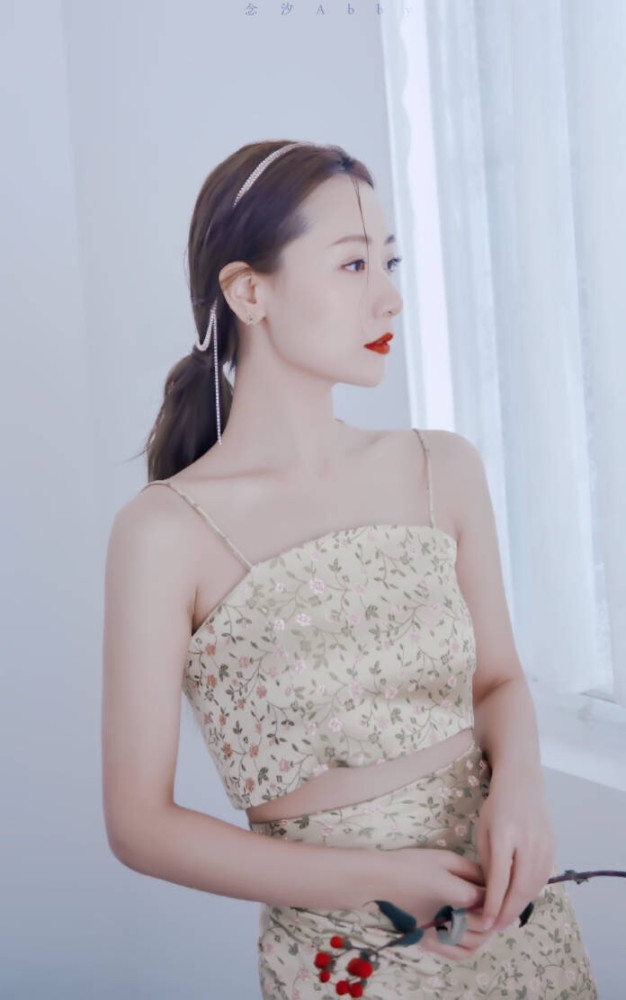 漂亮气质女明星白冰时尚魅力写真美图