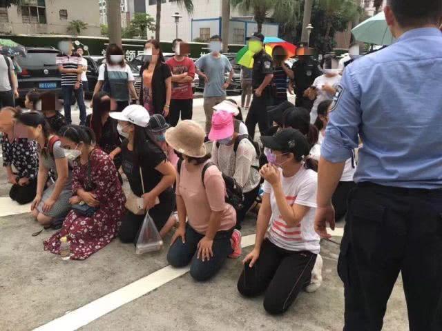 购房补贴讨好，还债房企要倒，房价磕到天花板，房产还炒不炒？