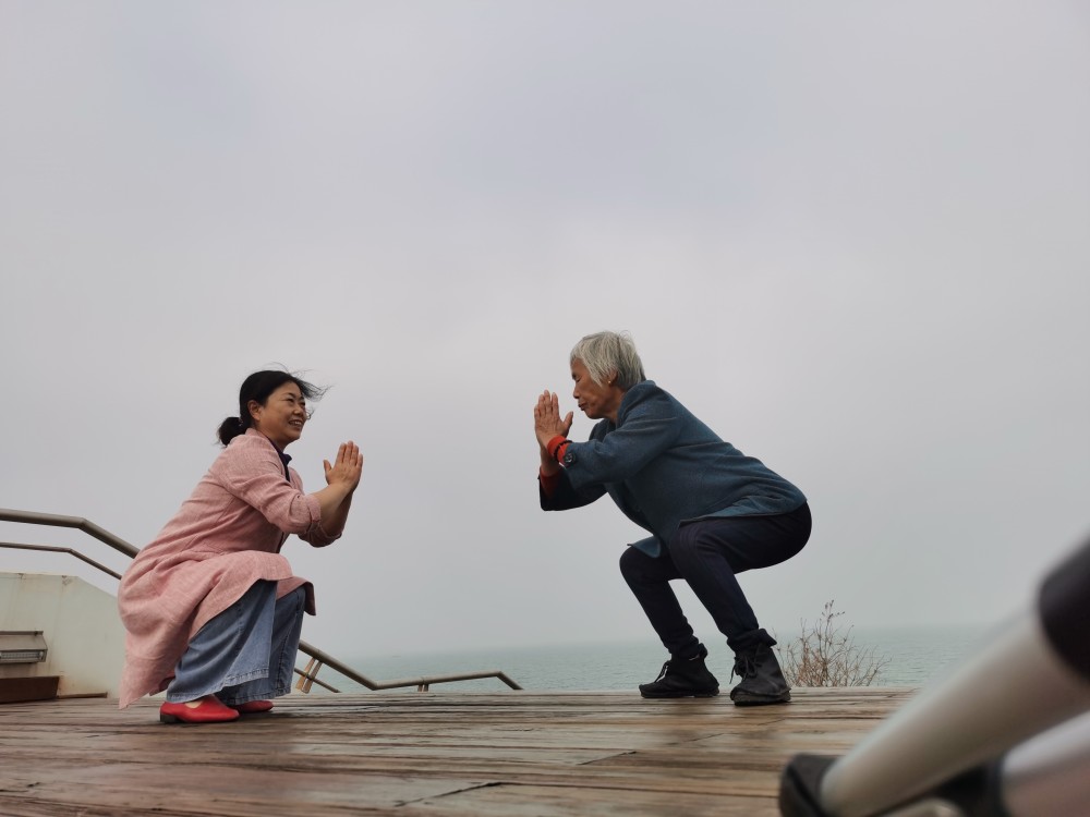 颈、腰、肩、背、腿、脚等筋骨疾病的危害与对策