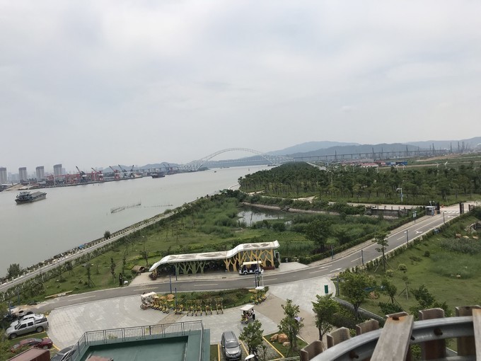 我国最无奈的城市，被5大经济强市包围，优势巨大，但今年才跻身二线城市！