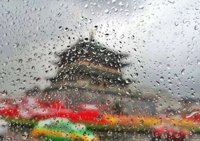 窗外雨潺潺,西安下了一整天的雨