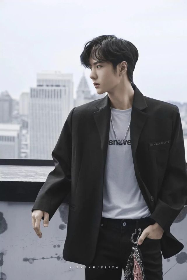 王一博 夕阳总会照在你身上,你总会快乐一场