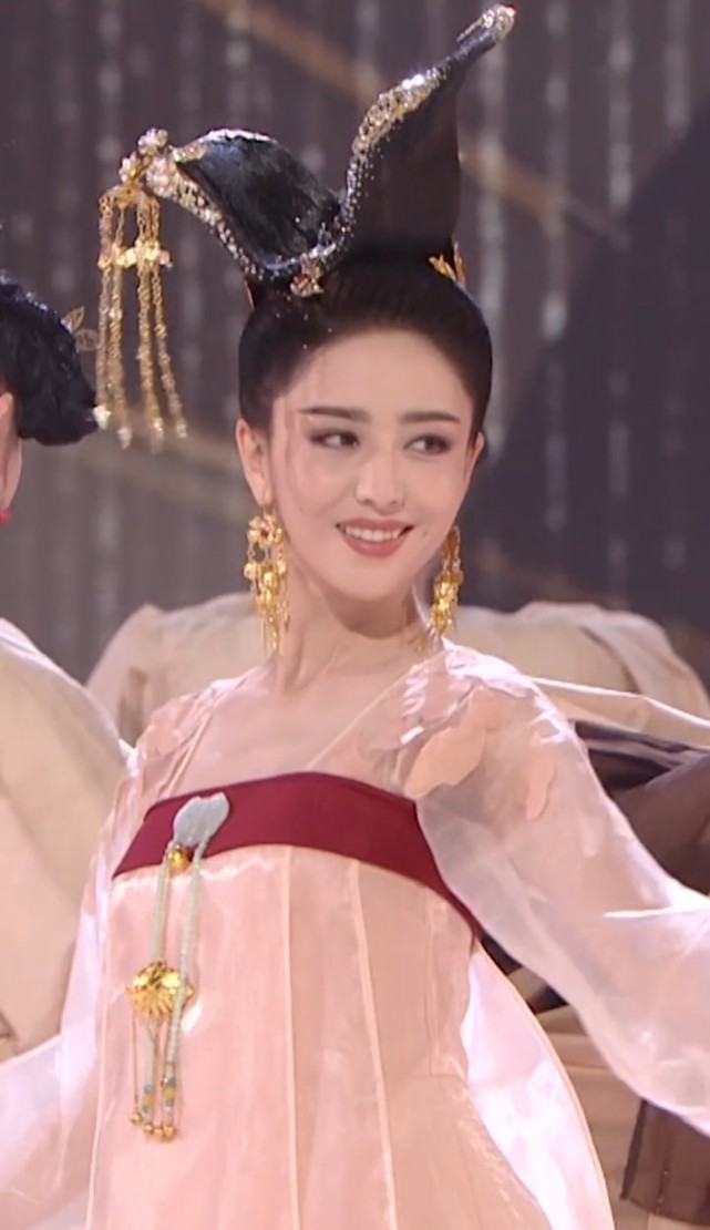 佟丽娅古装造型跳舞,美若天仙