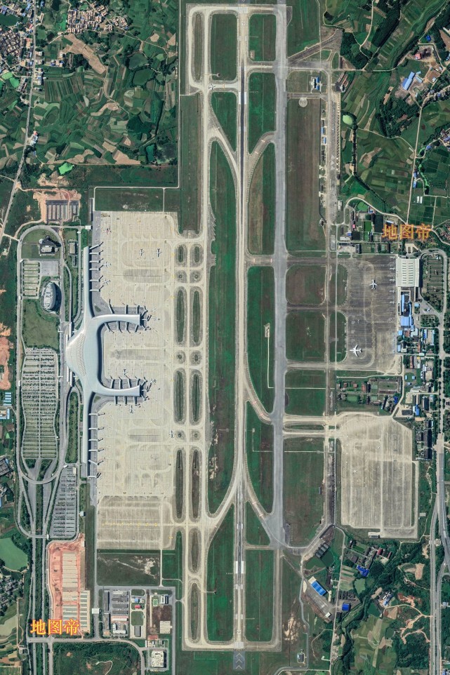 航拍南宁吴圩国际机场,广西第一大航空枢纽