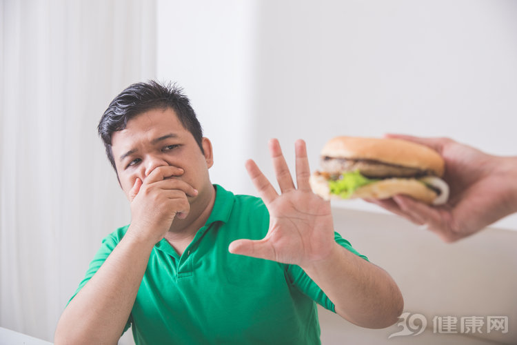 终于可以放心吃了！专家：汉堡、油条、方便面不是“垃圾食品”！