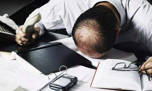 俗语“老不泄残精，少不食壮火”啥意思？老祖宗经验之谈人生真谛