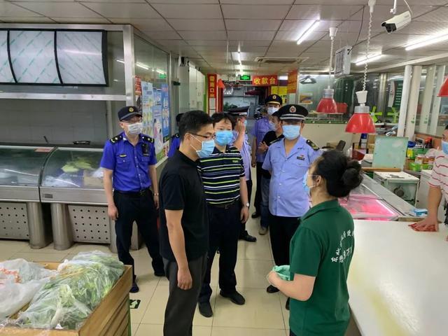 东城区连夜完成辖区全部农产品市场和餐饮企业消杀工作