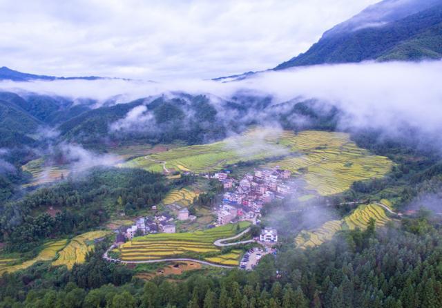 广东最美的梯田,与龙脊梯田齐名,却藏在山区穷县鲜有
