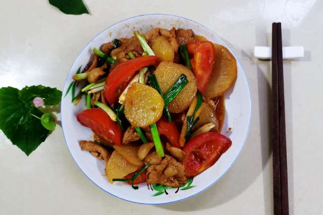 家常菜之瘦肉烧土豆荤素搭配浓郁芳香清爽味鲜