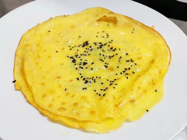 街头小点则有方糕,枫亭糕,麦煎,海蛎饼别具风味.