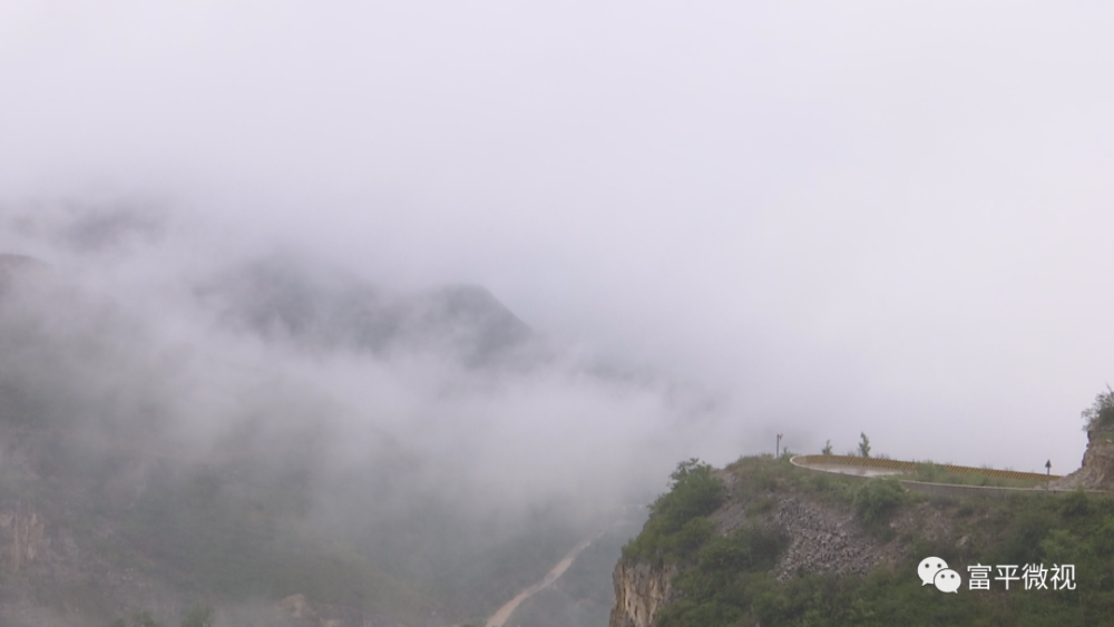 【最美富平】雨中饱览乔山云雾迷蒙美景