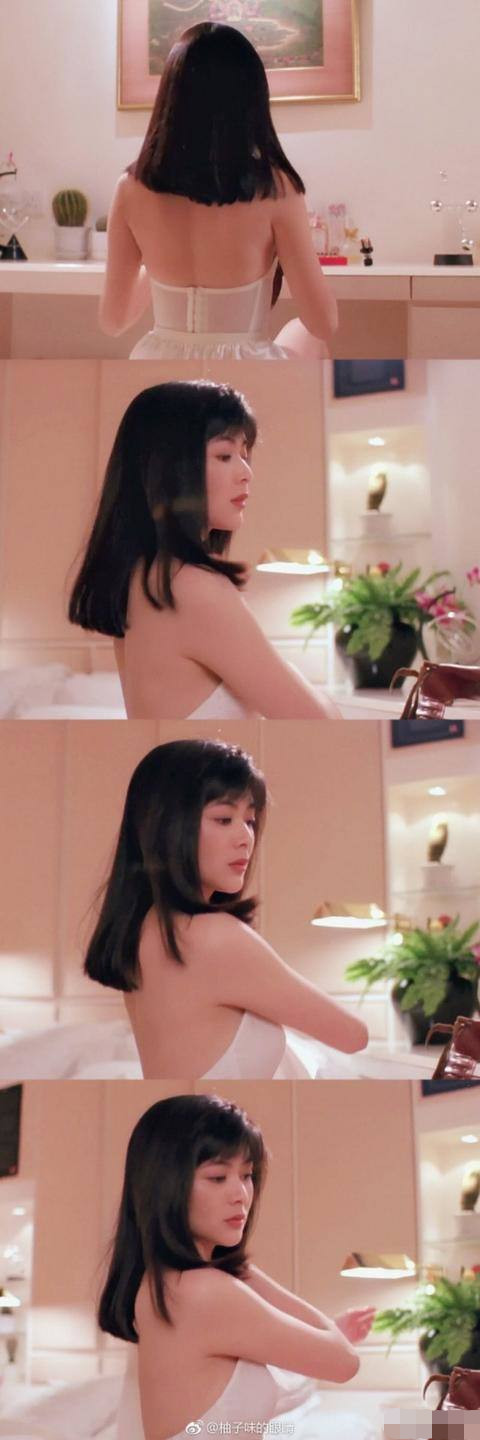 港片《真假威龙》里的关之琳,她的颜值在香港90年代排