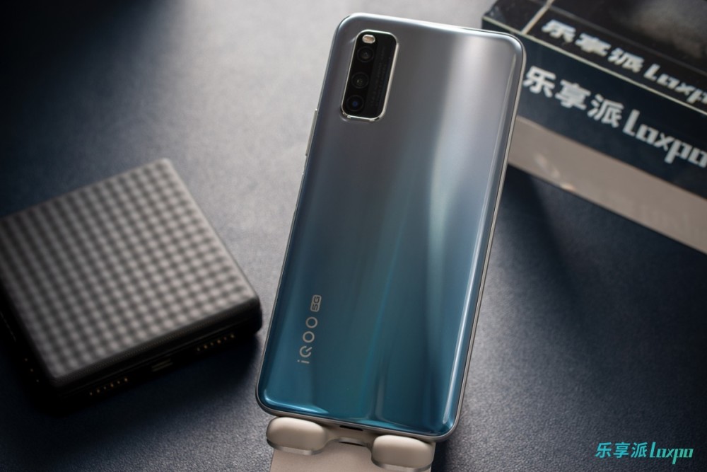 mtk yes?聊聊天玑1000plus与iqoo z1