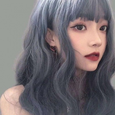 女生脸上有“3标志”，是天生“长发女神”，若全中异性缘不断