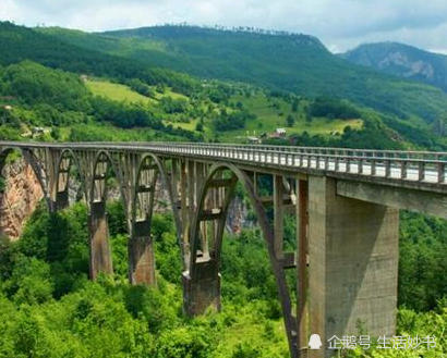 黑山塔拉河峡谷大桥,前南斯拉夫二战电影《桥》,就在这里拍摄