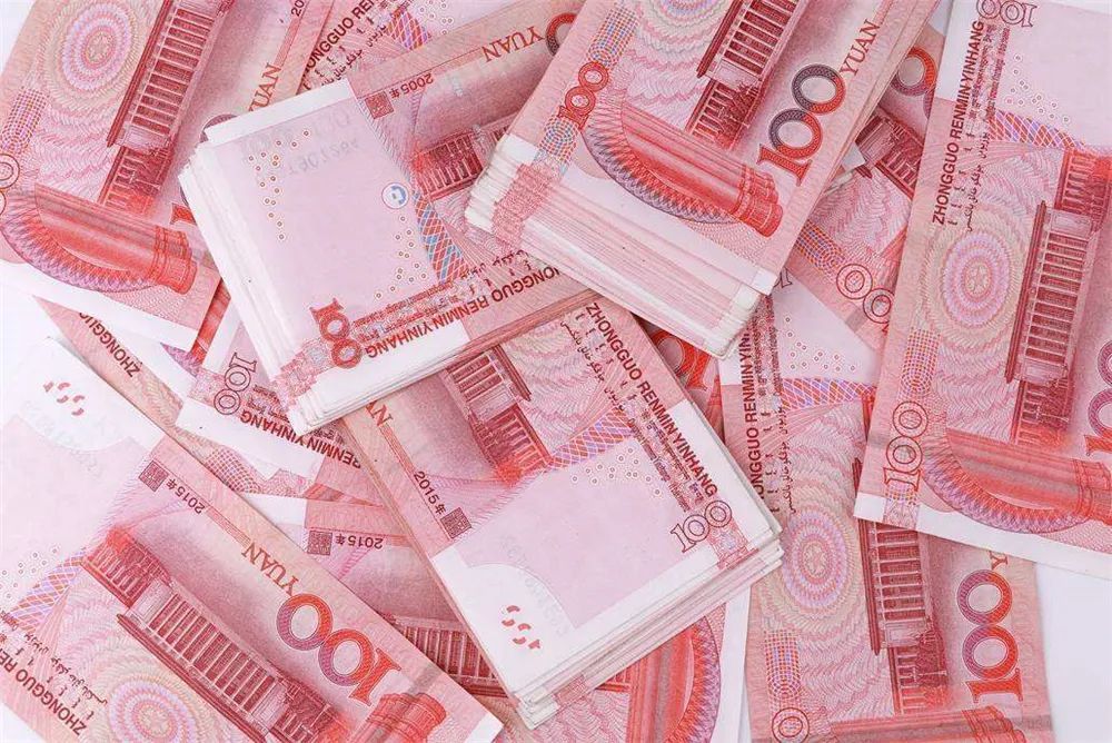 手里有20万，是存银行还是买房？马云、任正非早已给出答案
